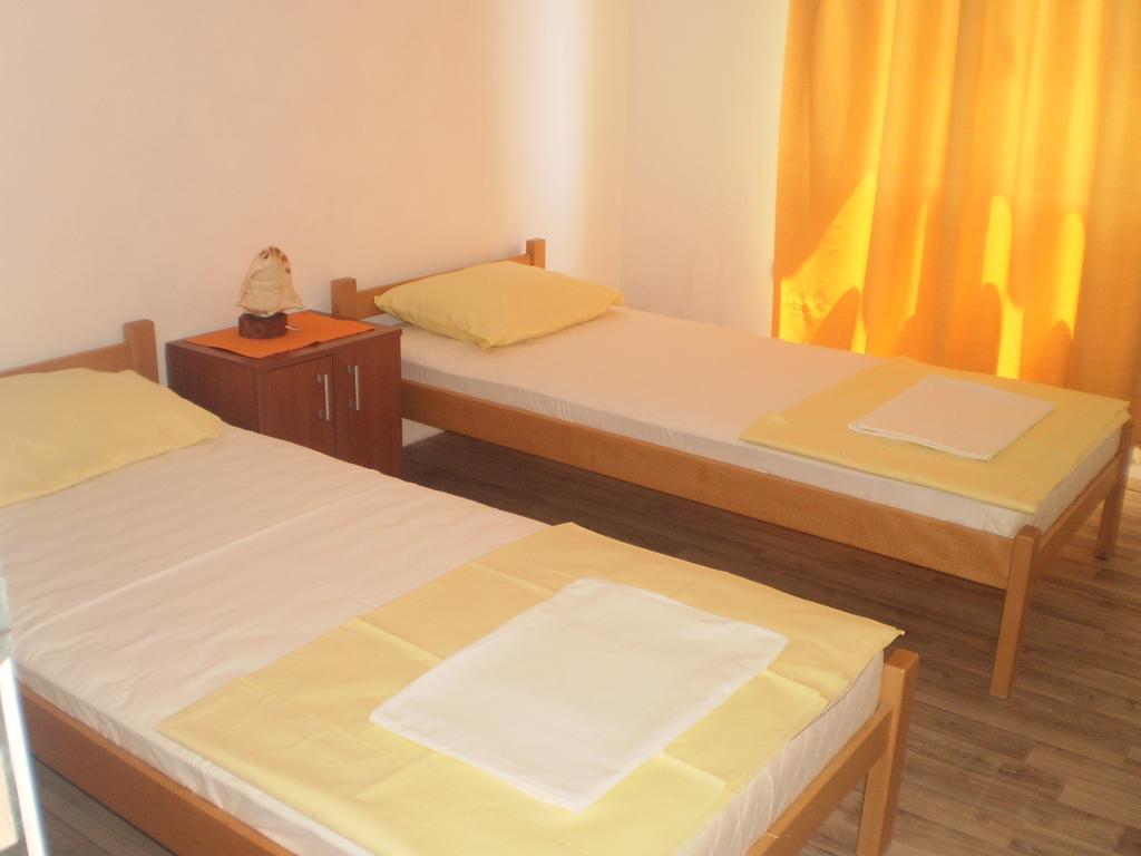 Apartment Vuk i Novak Ulcinj Rom bilde