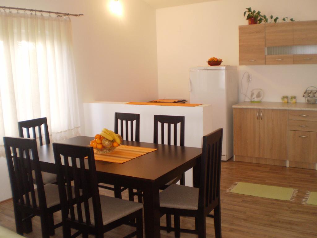 Apartment Vuk i Novak Ulcinj Eksteriør bilde