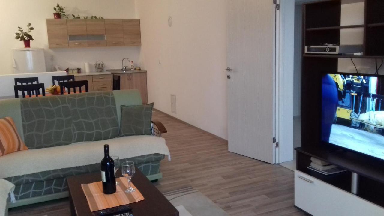 Apartment Vuk i Novak Ulcinj Eksteriør bilde